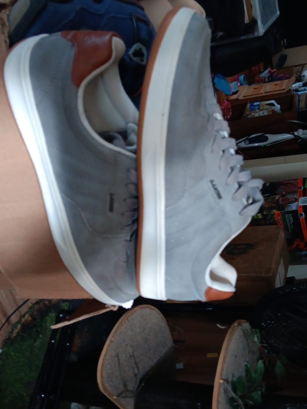 Men's Lugz Size 11 Gray Suede Casual Sneakers with Brown Accent